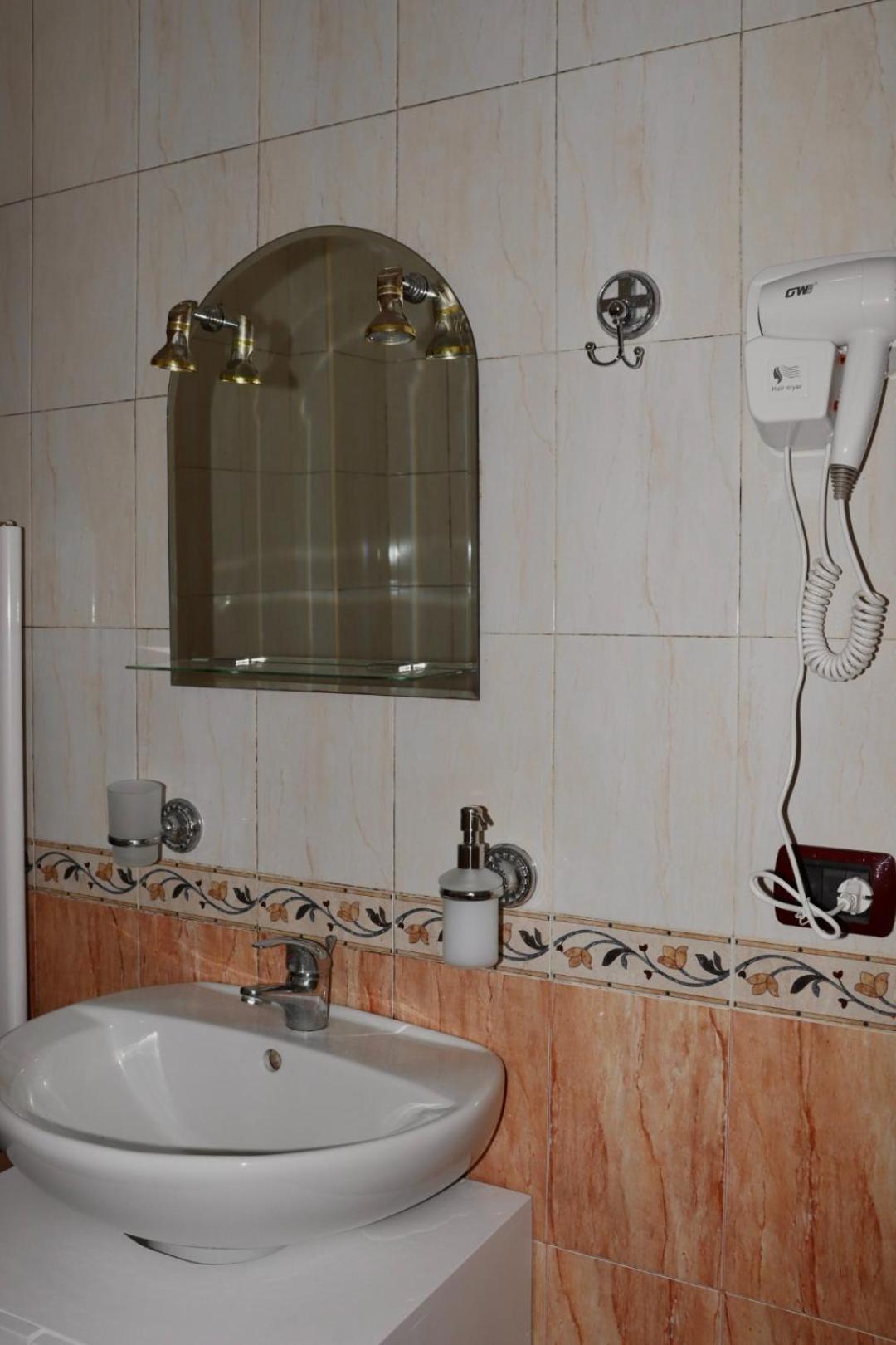 Grand Hotel Krujë Extérieur photo