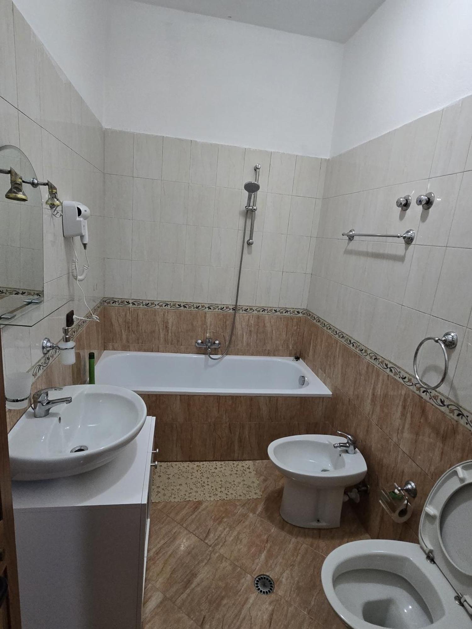 Grand Hotel Krujë Extérieur photo